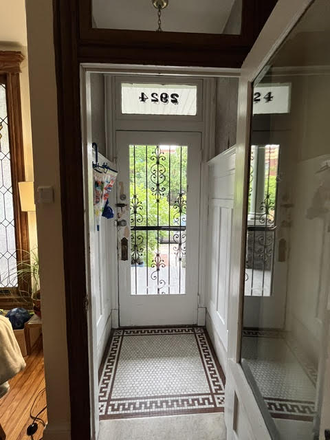 Entry - 4 Bedrooms, House Sublet by Johns Hopkins Professor, Charles Village