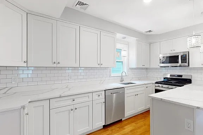 kitchen view 1 - Furnished ensuite Bedroom in duplex shared apartment Somerville