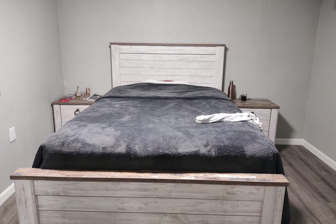 Downstairs Room 2A - House Next to Anschutz Campus