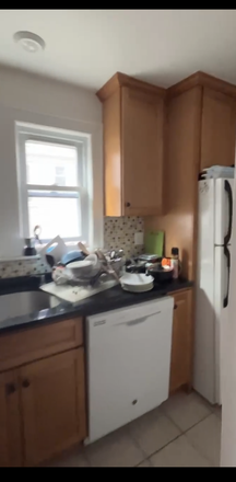 kitchen - house close to Boston College campus