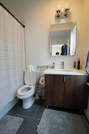 1 - JULY 2026-E. Cambridge 3 bed 2 bath GEM! Pet Friendly. NO FEE! Apartments