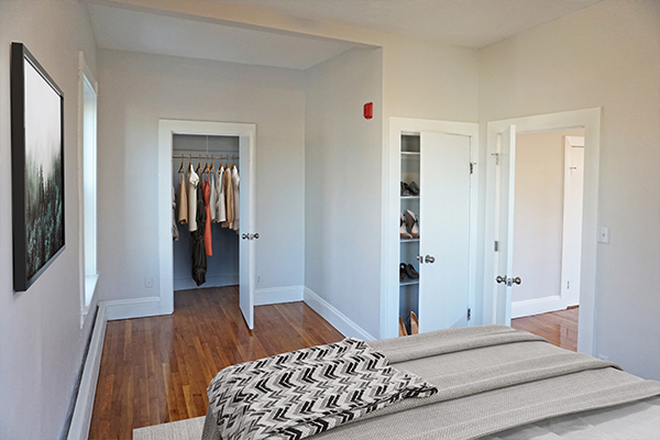 . - **NO BROKERS FEE!!* 1 Bed / 1 Bath w/ HEAT&HOT WATER INCLU.! Apartments