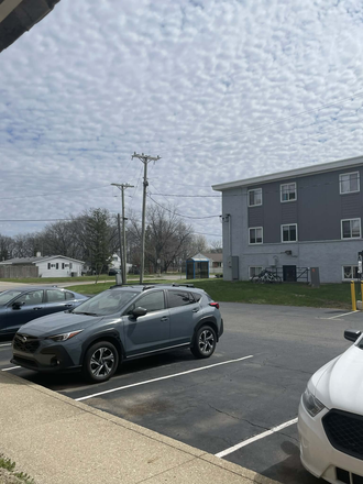 Bus station - Apartment Crossing