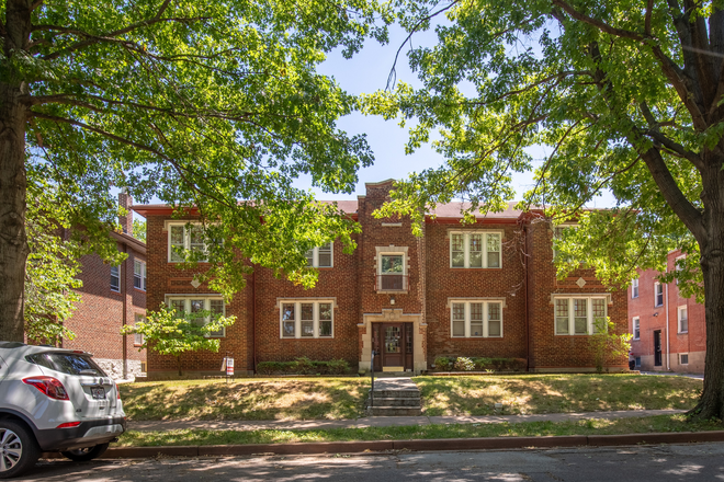 Front - 7234 Amherst Ave, 2W, St. Louis, MO 63130 Apartments