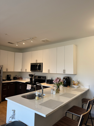 Kitchen - Landmark Apartments