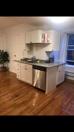 . - CHARMING NORTH END  3BED 1BATH AVAIL 9/1 Apartments