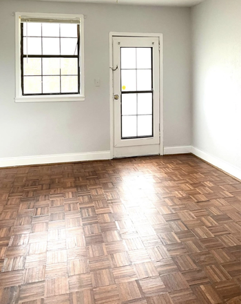 Living Room - One Bedroom Apartment in Emory Village walk to campus and all the restaurant's