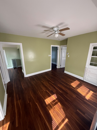 Living room - Quiet 2-Bedroom, 1Bath Apartments