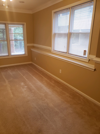 Living area - Studio Apt with Bonus Room - Emory Parc Manor