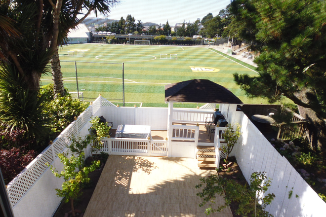 windows facing backyard - 0.01min.  to USF, Super Beautiful in&out, White House