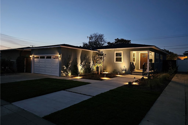 house - Brand new home, 5 minute walk from main campus