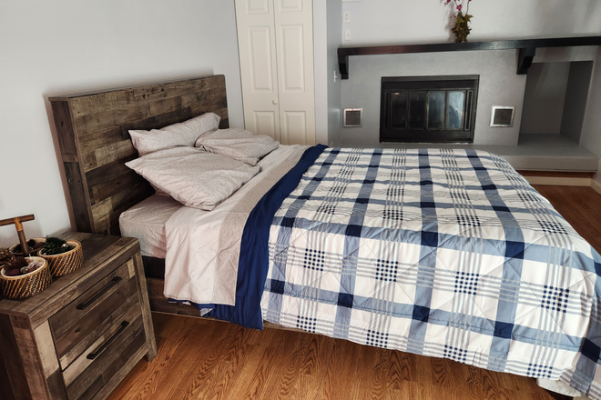 Bedroom 1 - 4475 Laguna Pl. Condo, 1 furnished room for rent, 3 people total in-place, close to campus