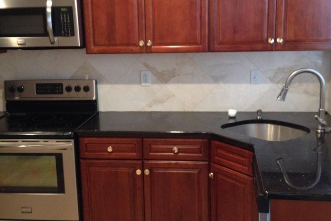 Kitchen - 5409 Wynnefield Avenue House