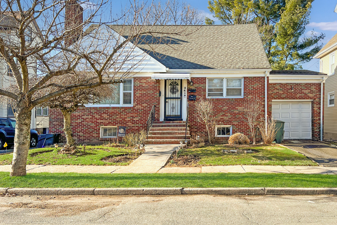 Front - Spacious, Light-Filled House with Yard!