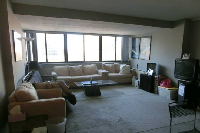 Call NOW for showings! 617-236-8550 - HAWTHORNE PL - LRG SUN DRENCHED WEST END 1BR/1BA CONDO W/ HEAT INC, LNDRY IN BLDNG *AVAIL NOW*