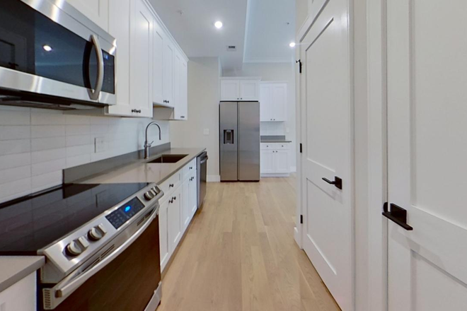 Visit hubrealtyproperties.com - Roommate Matching Program. September 1 start date