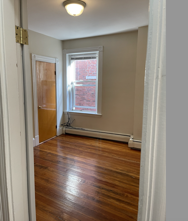 Bedroom - Rooms Available at 128 Day street, Great Location for Students/Medical Residents Apartments