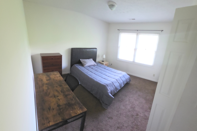 bedroom 1 - Furnished Room w/ Study/Office, Private Bath; ALL utilities included Duplex