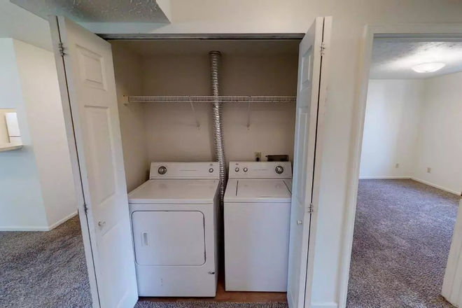 Washing machine/dryer - Barrington West Apartments