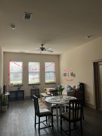 Main Room - Two Bedroom Luxury Apartment Minutes from Campus