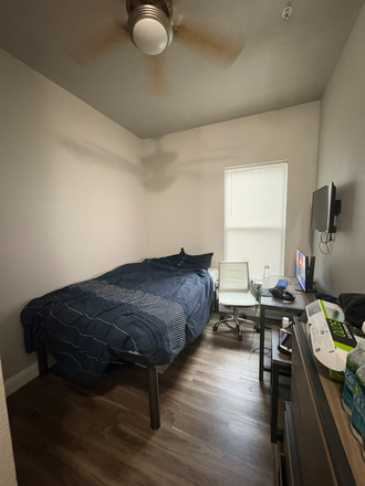 Bedroom - The Aves apartment available, Great location just outside main entrance to UCF