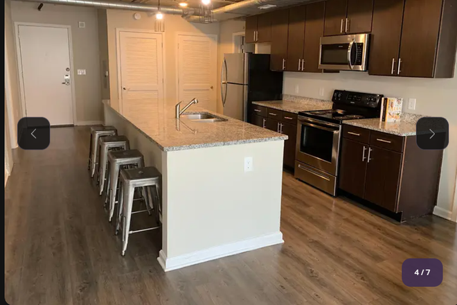 Kitchen - Yugo Deacon Apartments