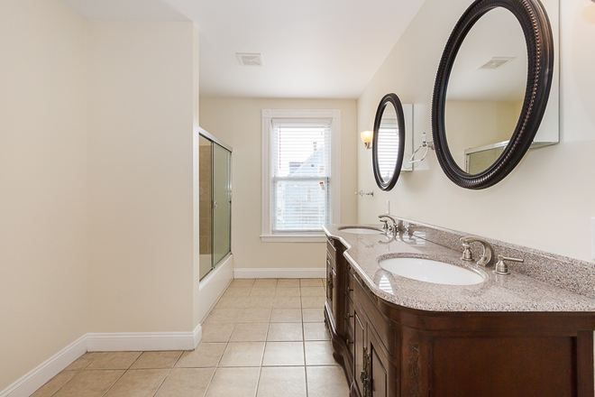 Bathroom - Recently Renovated 5-Bed, 4-Bath Townhouse