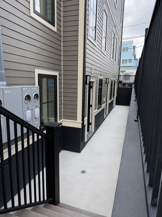 Private Entrance for Three ensuites - Legacy Properties Duplex