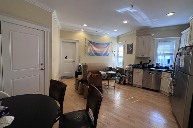 kitchen / living space - **NO BROKER FEE!!!** Renovated 3 Bed / 2 Bath near campus available NOW!! Heat&Hot Water Included!! Apartments