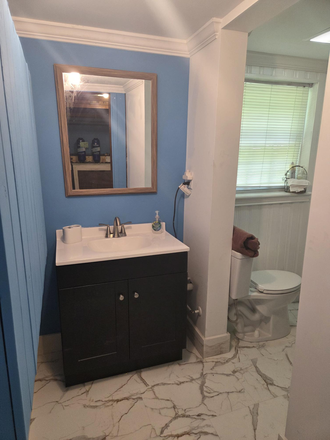 Master Bath - ECU Stadium & Mall Area Duplex