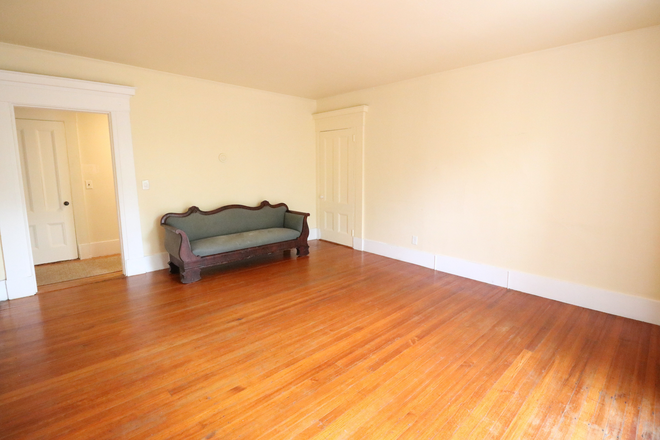 Bedroom/Living Room - 2 Mason Street, Unit 2 Cambridge, MA 02138 Apartments