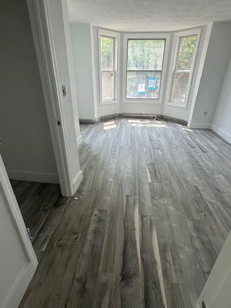 Call NOW for showings! 617-236-8550 - EAST EAGLE ST - RENOVATED LRG 3BR ON EAGLE HILL AVAIL *9/1/2026* W/ 2 BATH, LNDRY IN BLDNG, DW! Apartments