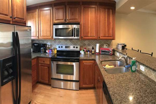 Kitchen - One bedroom with private bath for rent in high-end 2BR 2.5BA Oakledge townhouse, <1 mile from campus