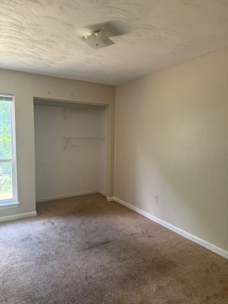 Bedroom - *6 month or 12 month options* Fox Townhouse