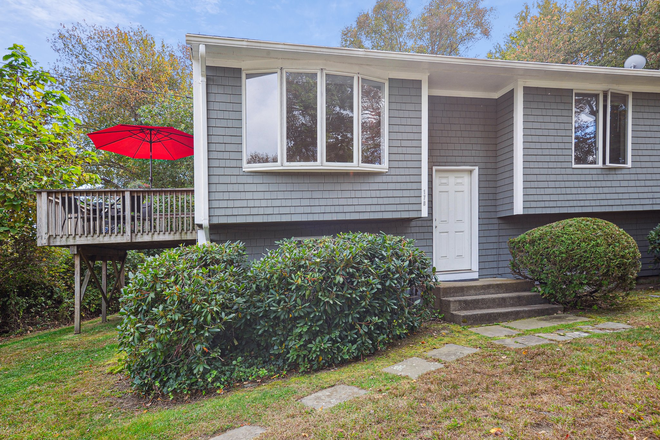 EXTERIOR FRONT - Cozy Bonnet Shores Duplex Rental