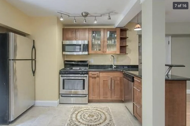 Kitchen - Beautiful 2-bed w/ Modern Kitchen in Harvard Square!