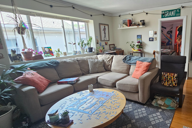 Living room - $2100 / 1br -  12 month lease