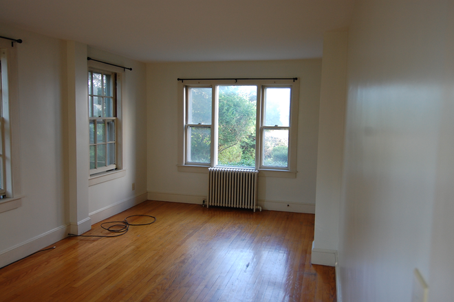 Living room - 2 Bedroom apartment in Padanaram Village.