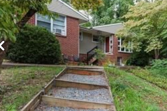 Exterior - 817 Cabell Ave 3BR Home