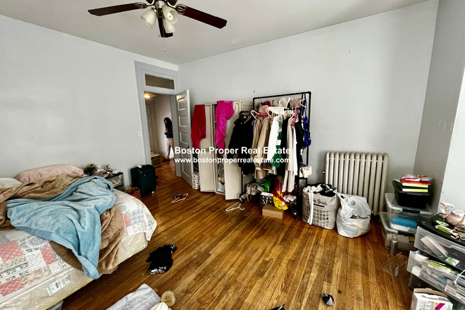 a - Right by Berklee, Newbury and Symphony. NO BROKER FEE Condo