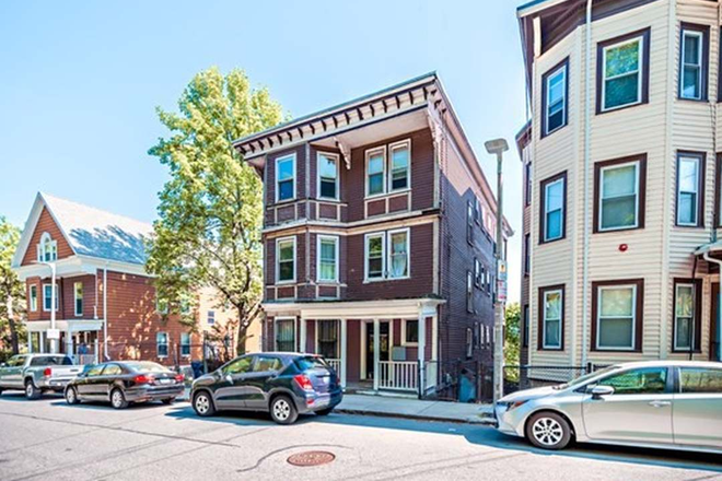 Outside view - Private room available at Mission Hill