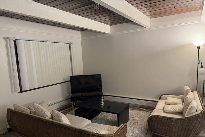 Living room - Athens Court Graduate Housing