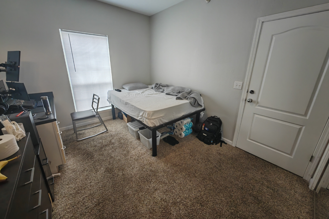 Bedroom - Lodge on the trails