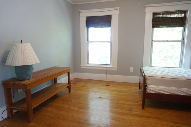 2F Front Room_2 - bright spacious rooms at Central Square Apartments