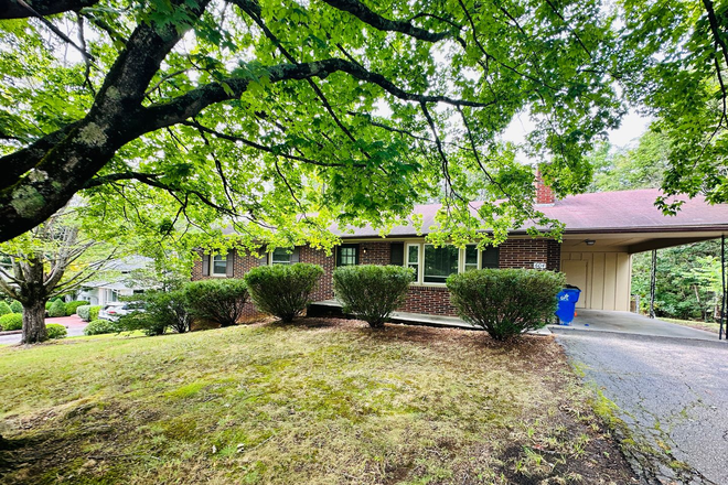  - 3 Bedroom 3 Bath House