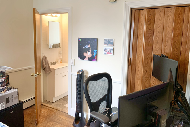 Bedroom - All Utilities! WIFI and Parking Included! Clean and quiet 4BR/2BA apartment!