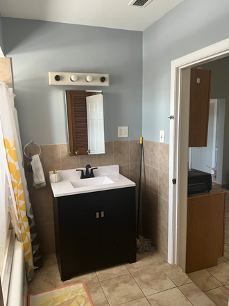 bathroom - HMC Realty Apartments
