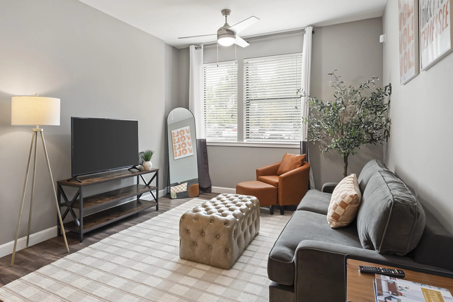 Living room - 303 Flats, apartments close to campus
