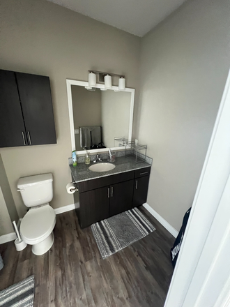 bathroom - IQ Luxury Apartments