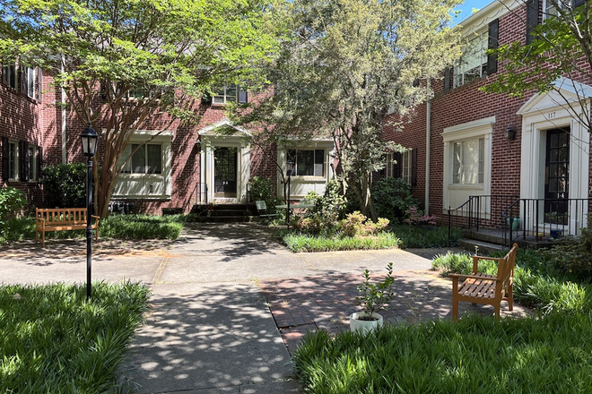 Outside Street View-Front Courtyard - Downtown Decatur  Condo for rent, Close to campus, MARTA train, CCTMA bus,